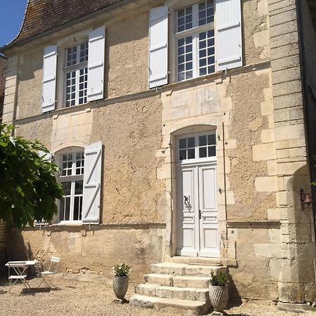 Le Petit Logis Acomodação com café da manhã Rouillac  Exterior foto